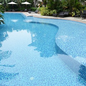 Mosaico in Pasta di Vetro per piscina antiscivolo